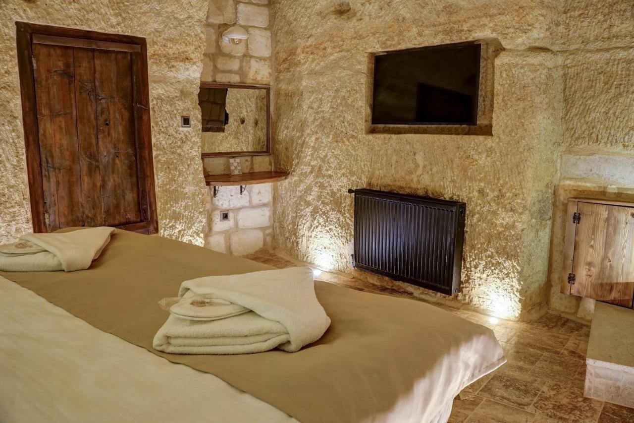 Dionysos Cave Cappadocia Hotel أوروغوبْ المظهر الخارجي الصورة