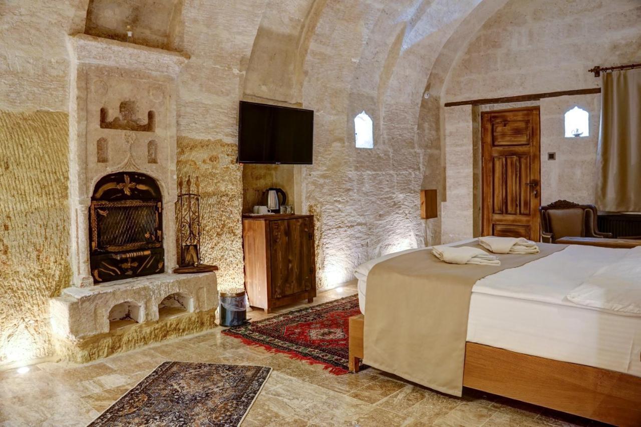 Dionysos Cave Cappadocia Hotel أوروغوبْ المظهر الخارجي الصورة